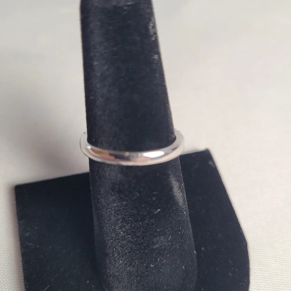 Sterling Silver Green Rhinestone Eternity Band Stackable Ring Size 6